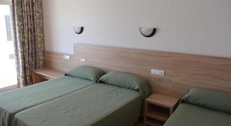 Hostal Anibal - Ab Group San Antonio  Luaran gambar