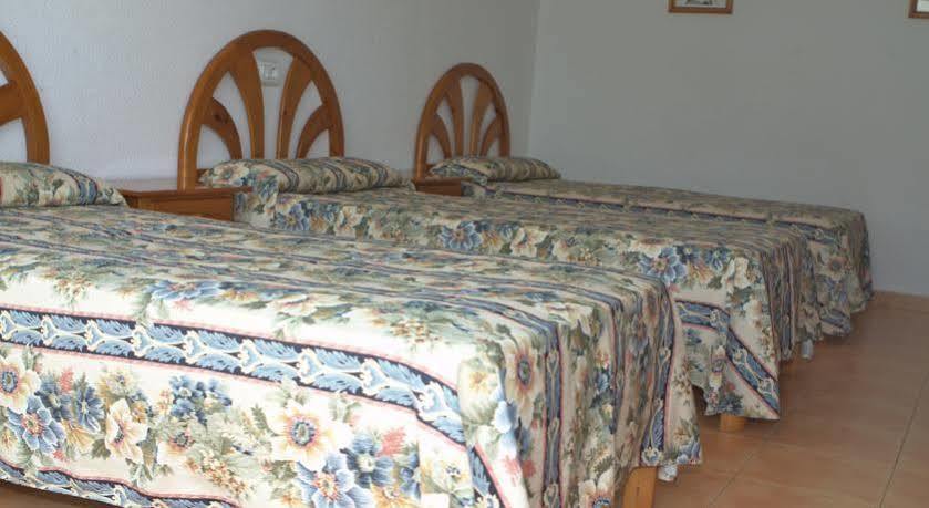 Hostal Anibal - Ab Group San Antonio  Luaran gambar