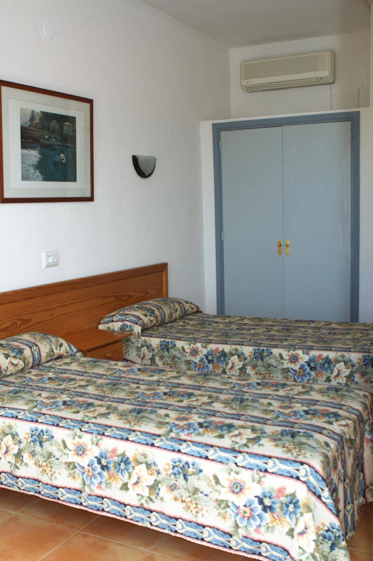Hostal Anibal - Ab Group San Antonio  Luaran gambar