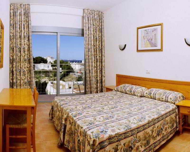 Hostal Anibal - Ab Group San Antonio  Luaran gambar