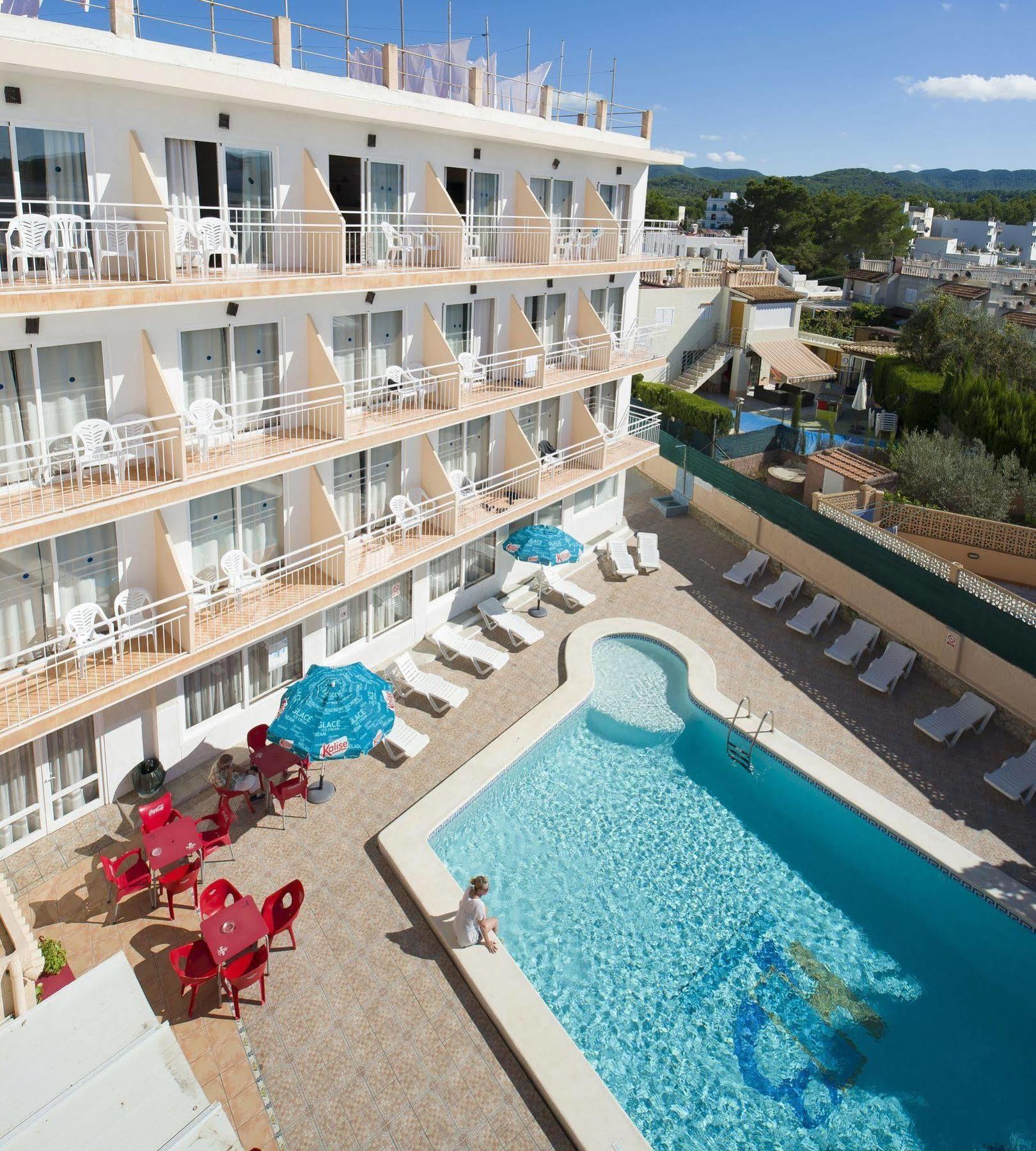 Hostal Anibal - Ab Group San Antonio  Luaran gambar