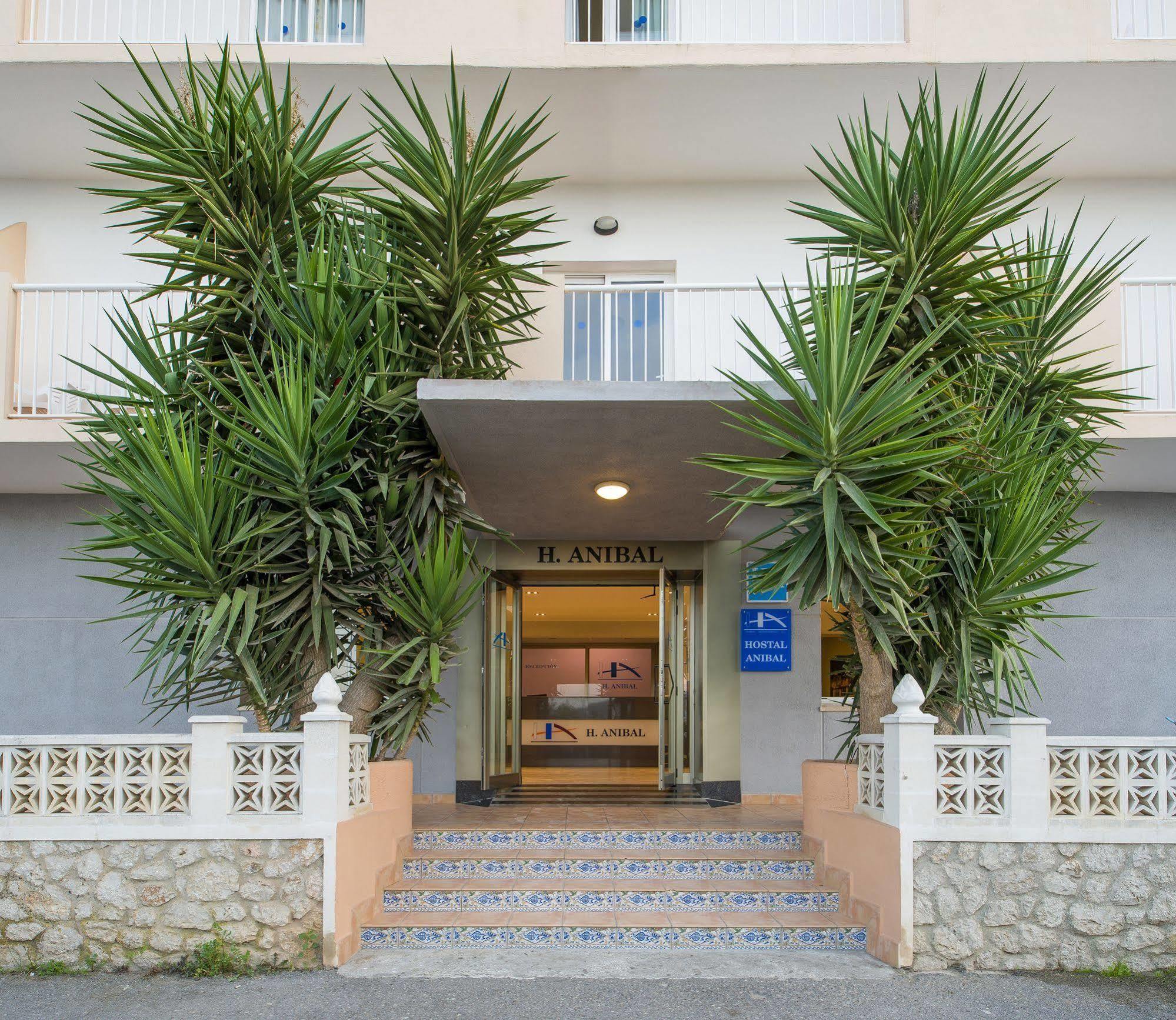 Hostal Anibal - Ab Group San Antonio  Luaran gambar
