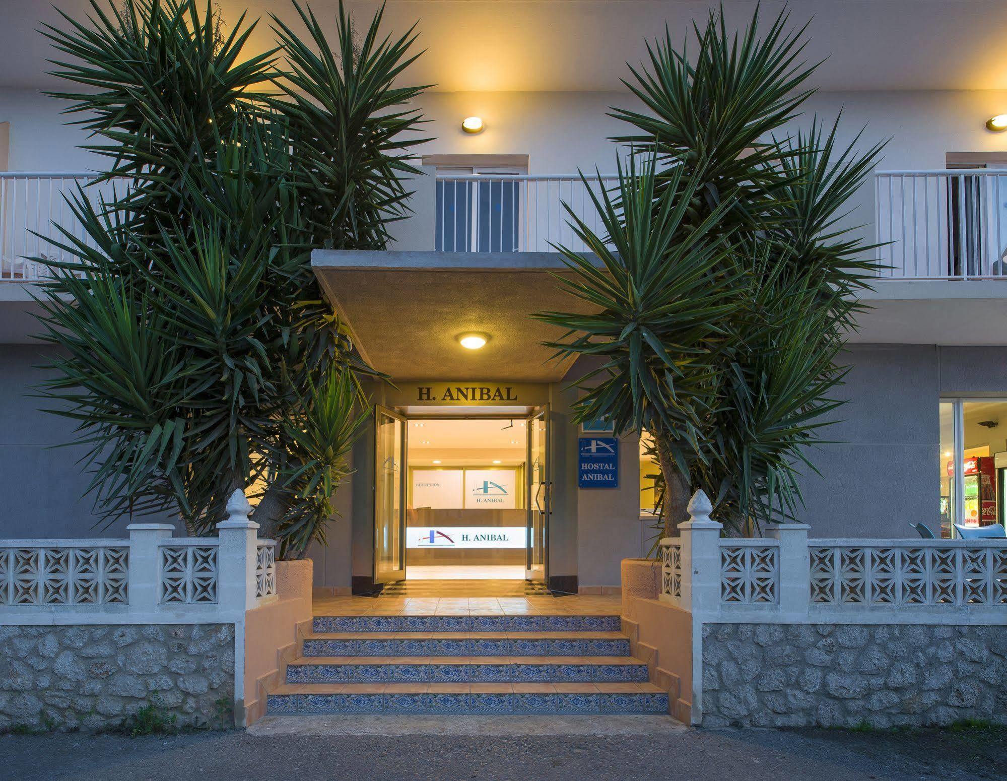 Hostal Anibal - Ab Group San Antonio  Luaran gambar