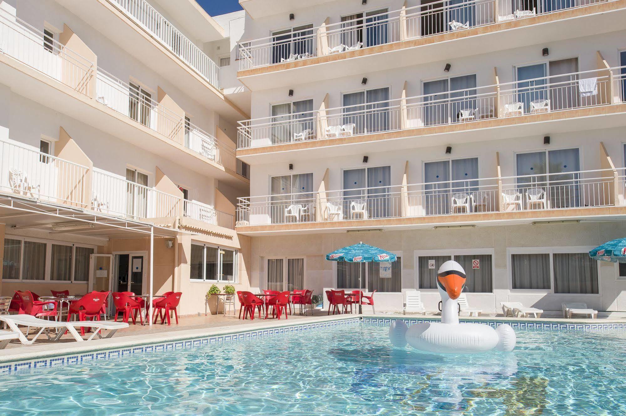 Hostal Anibal - Ab Group San Antonio  Luaran gambar